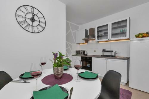 Apartmani Luna
