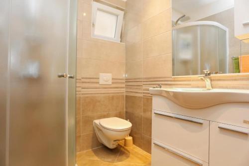 Apartments With Wifi Baska Voda, Makarska - 16766