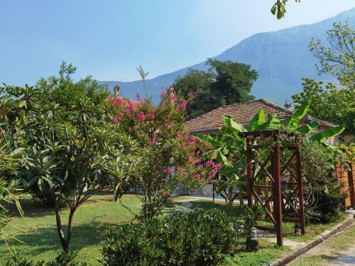 Apartamento Holiday Home Neimarevic