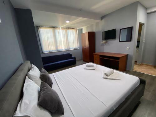 Hotel Fama