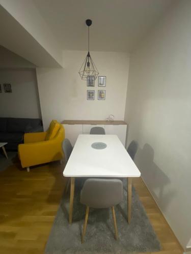New Apartment No.2