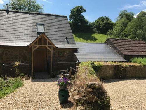 Hostal Woodmill Farm