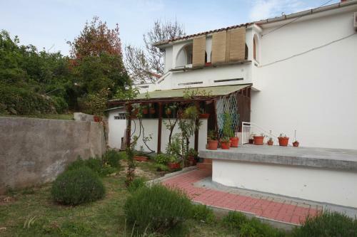 Hostal Studio Apartments & Room Gilda