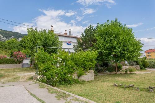 Hostal Studio Apartments & Room Gilda