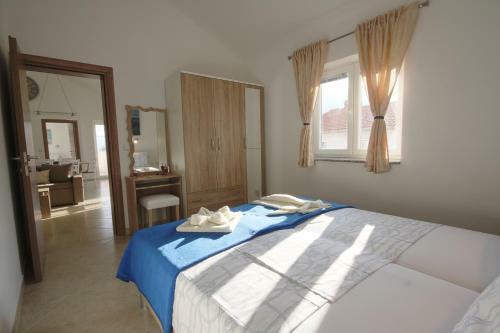 Apartmani Srdo?