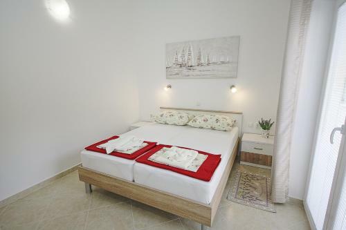 Apartmani Srdo?