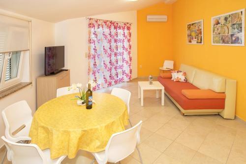 Apartments Mare