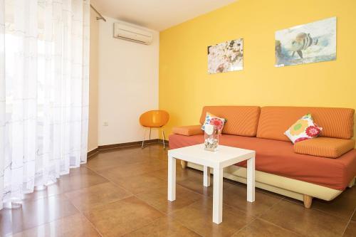 Apartments Mare