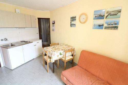 Apartments Ivo With Sea View