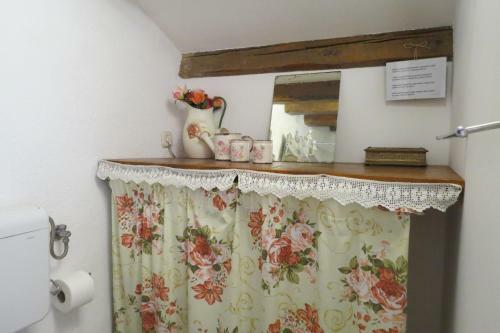 Hostal Apartments Authentic Baska