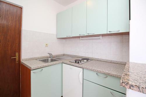Hostal Apartments Alex