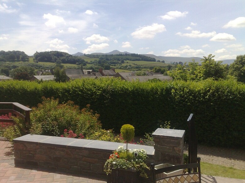 Hotel Brecon Castle