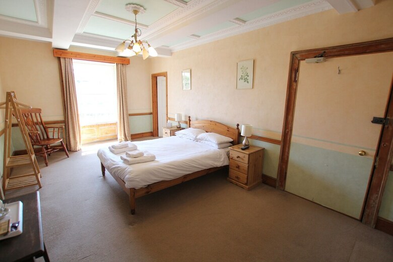 Bed & Breakfast The Beacons Guest House