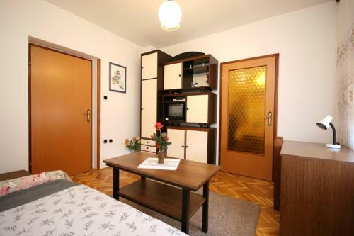 Apartment Anica