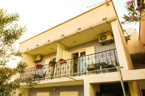 Apartments Karolina With Balcony