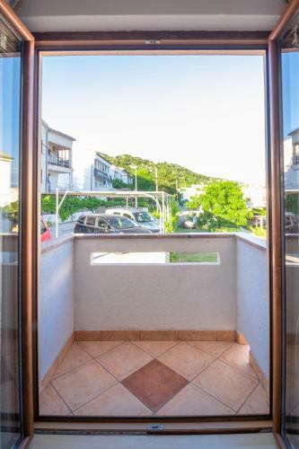 Apartments Dujmovic With Terrace