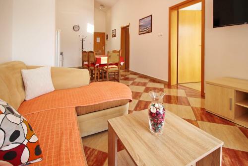 Apartments Aquarium Dorcic