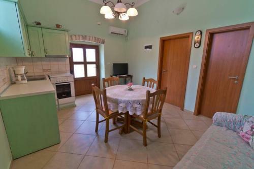 Holiday Apartment Milka