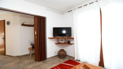 Apartment Vesna With Terrace