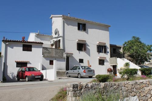 Apartments With A Parking Space Baska, Krk - 5442
