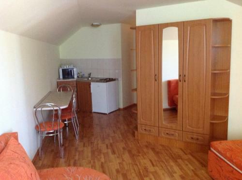 Majn�r Villa Apartmanh�z