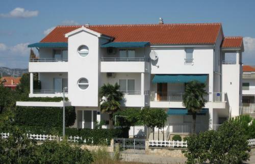Apartments Beti - 70 M From Sea