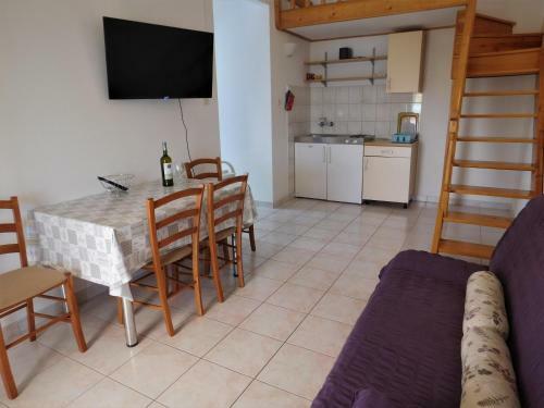 Charming Apartment Karlo