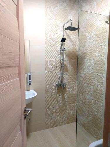Hostal Baqari Inn