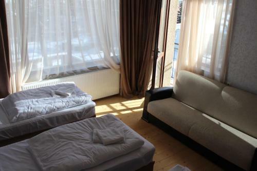 Hotel Ketino's Home