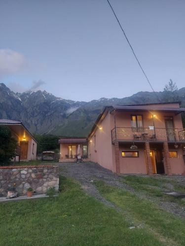 Hostal Golden Star Kazbegi
