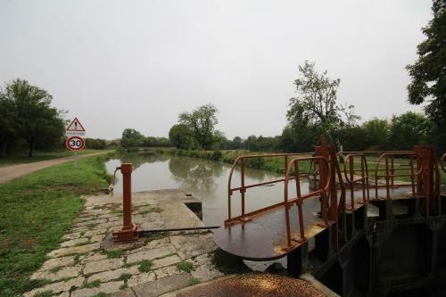 Ecluse D'aiguilly