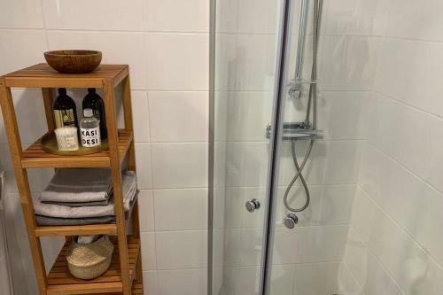 Apartamento Yksi� J�rvenp��ss�