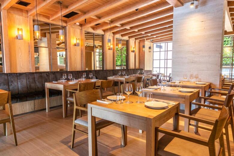 Land's End, Boutique Hotel