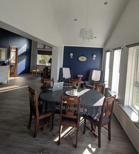 Efra-sel Home