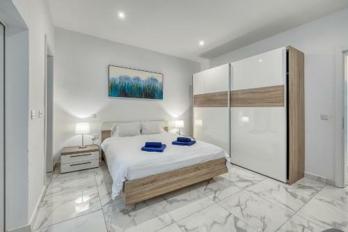Contemporary 1br Apartment, Central Location