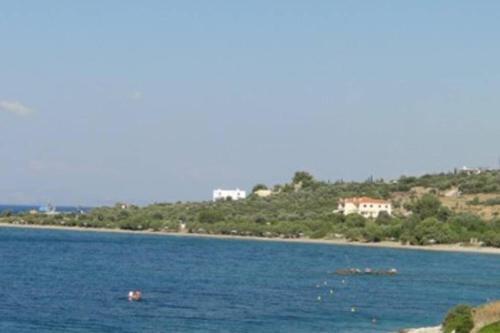 Seaside Villa Andronikos (Evia Island)