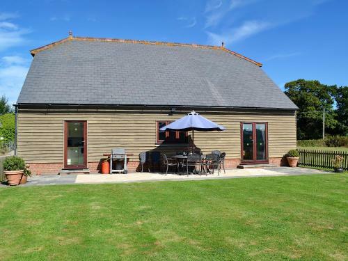 Saunders Oast Barn