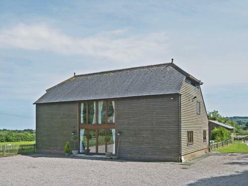 Saunders Oast Barn