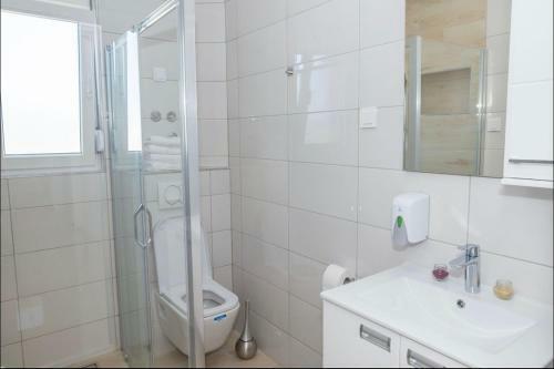 Apartmani Nela Sutomore