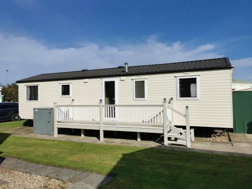 Cozy Holiday Home In Anderby Creek