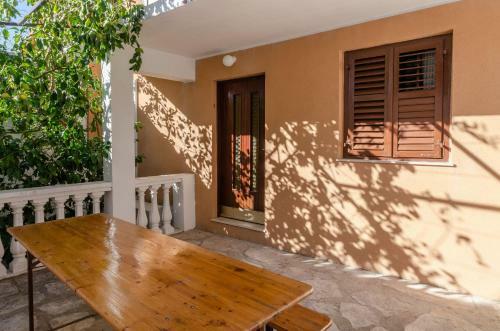 Apartments Ljiljana