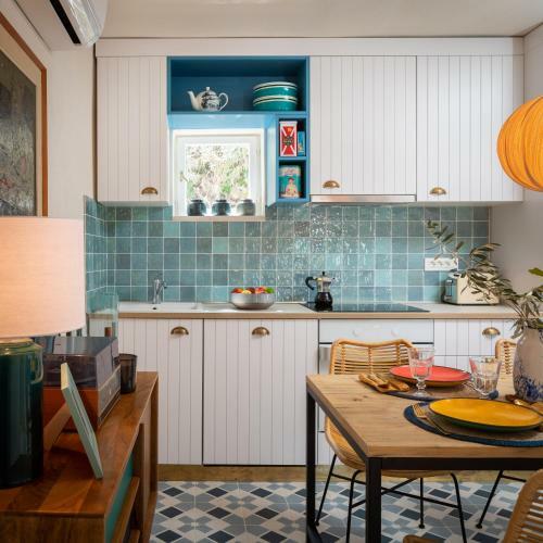 Summer House For An Intimate Holidays