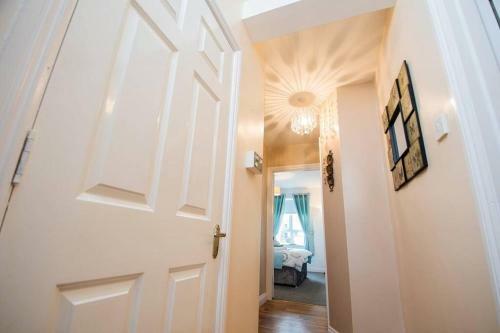 Tranquil Luxury Two Bedroom Apartment At The Beach