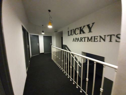 Hotel Lucky Apartments