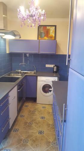 Apartment Violet