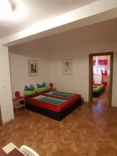 Apartments Megi