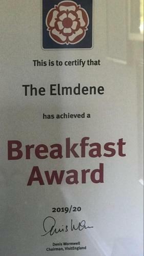 Hostal Elmdene