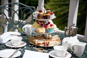 Orestone Manor Hotel