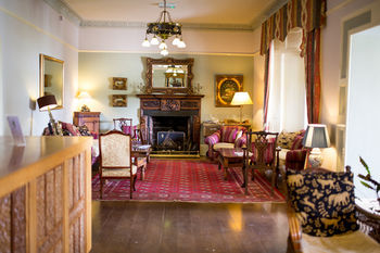 Orestone Manor Hotel