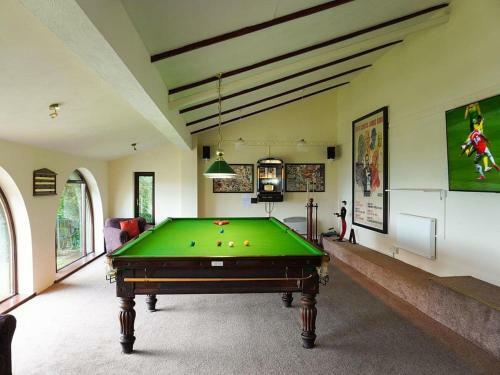 Cliff Lodge